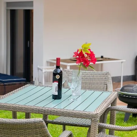 Magic Garden Apartment Brissago